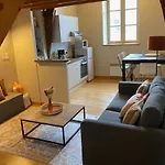 Comfortable Apartment Near The Heart Of Vannes